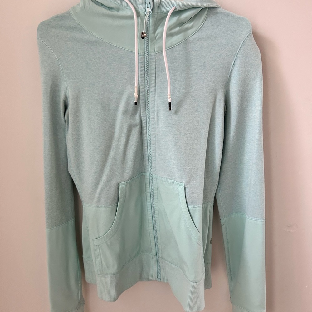 Lululemon Athletica Green Long Sleeve Zippered Hoodie